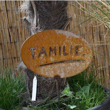 Lade das Bild in den Galerie-Viewer, Beetstecker aus Metall Familie