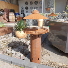 Lade das Bild in den Galerie-Viewer, Leuchtturm aus Stahl