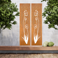 Lade das Bild in den Galerie-Viewer, Große Metallwandkunst mit Ausgeschnittener Silhouette von Pustenblumen, gestaltet als Sichtschutzwand im Rost Look oder farblich.