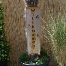 Lade das Bild in den Galerie-Viewer, Beetstecker aus Metall Willkommen
