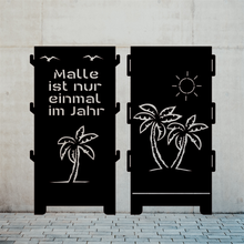 Lade das Bild in den Galerie-Viewer, Robuste Feuertonne aus Stahl mit einem kunstvollen Palmendesign, ideal für den Außenbereich.