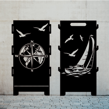 Lade das Bild in den Galerie-Viewer, Metallkunst kompass und Segel und fliegenden Möven