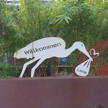 Lade das Bild in den Galerie-Viewer, Stroch, personalisiert mit einem Namen und Willkommen, vereint Eleganz und Individualität in einem einzigartigen Design.
