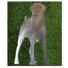 Lade das Bild in den Galerie-Viewer, Handgefertigter Labrador Aufsteller aus hochwertigem Stahl in der Größe 40 x 60 cm