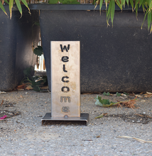 Lade das Bild in den Galerie-Viewer, Aufsteller "Welcome"