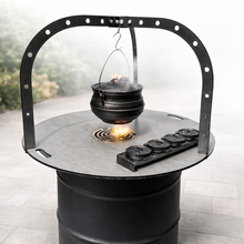 Lade das Bild in den Galerie-Viewer, gartengrill-Galgen-fassgrill-
