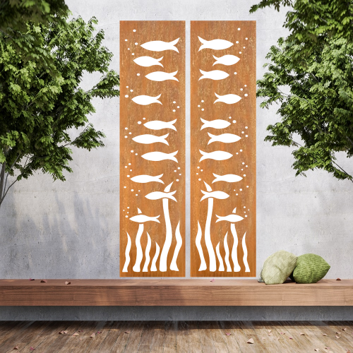 Große Metallwandkunst mit Ausgeschnittener Silhouette von Fische und Gras, gestaltet als Sichtschutzwand im Rost Look oder farblich.